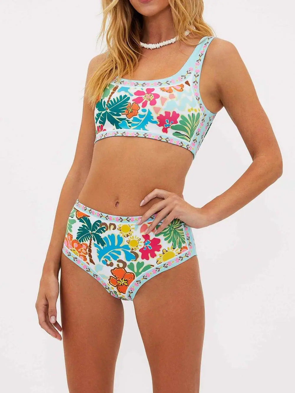 Dwuczęściowe bikini w kwiaty o wspierającym kroju