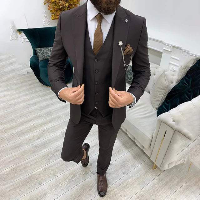 Klasyczny całoroczny garnitur męski o eleganckim kroju - Ciemnoszary