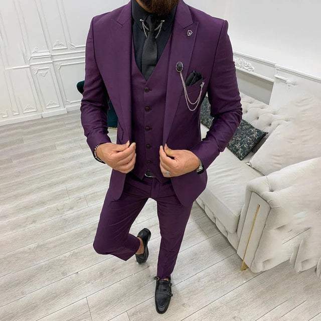 Klasyczny całoroczny garnitur męski o eleganckim kroju - Bordowy