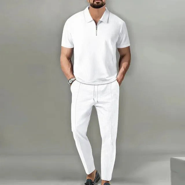 Dwuczęściowy zestaw męski z polo i eleganckimi spodniami - Biały