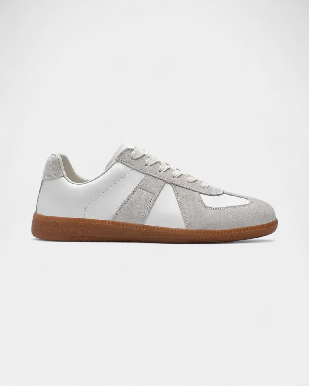 Niskie sneakersy męskie retro z zamszem i gumową podeszwą - Biały