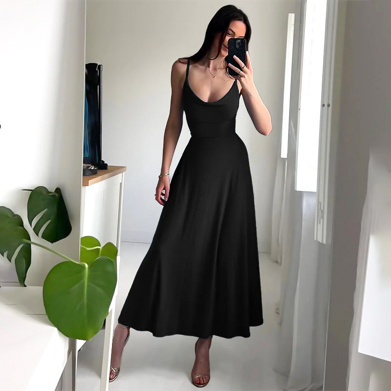 Elegancka romantyczna sukienka maxi z odkrytymi ramionami - Czarny