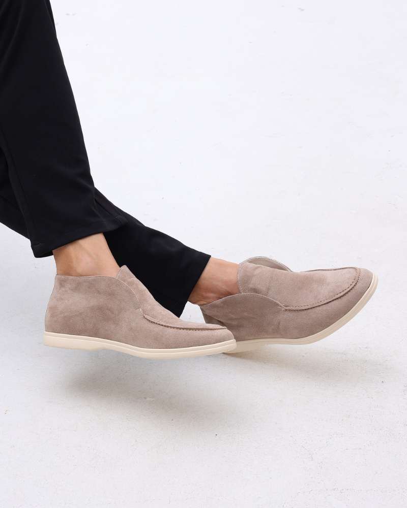 Męskie półwysokie loafersy slip-on z ekologicznego zamszu