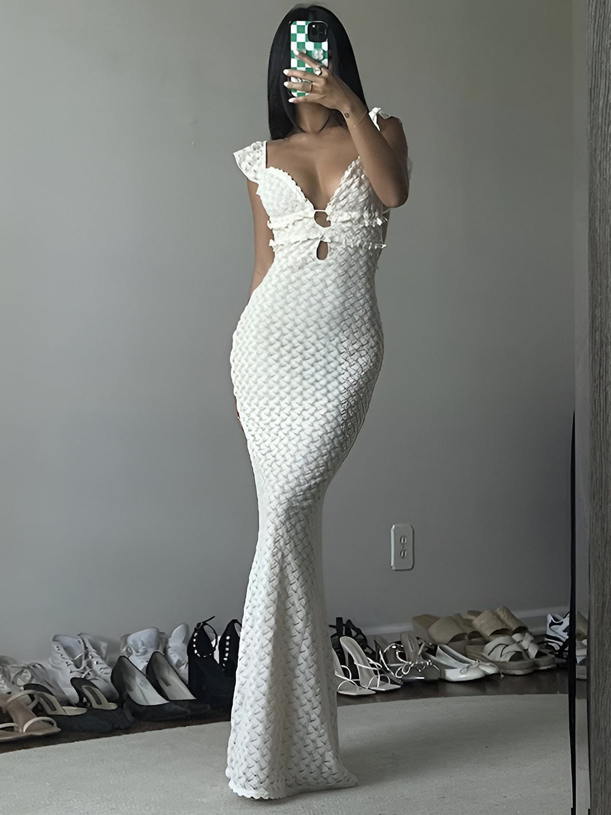 Elegancka sukienka wieczorowa maxi o dopasowanym kroju syrenki