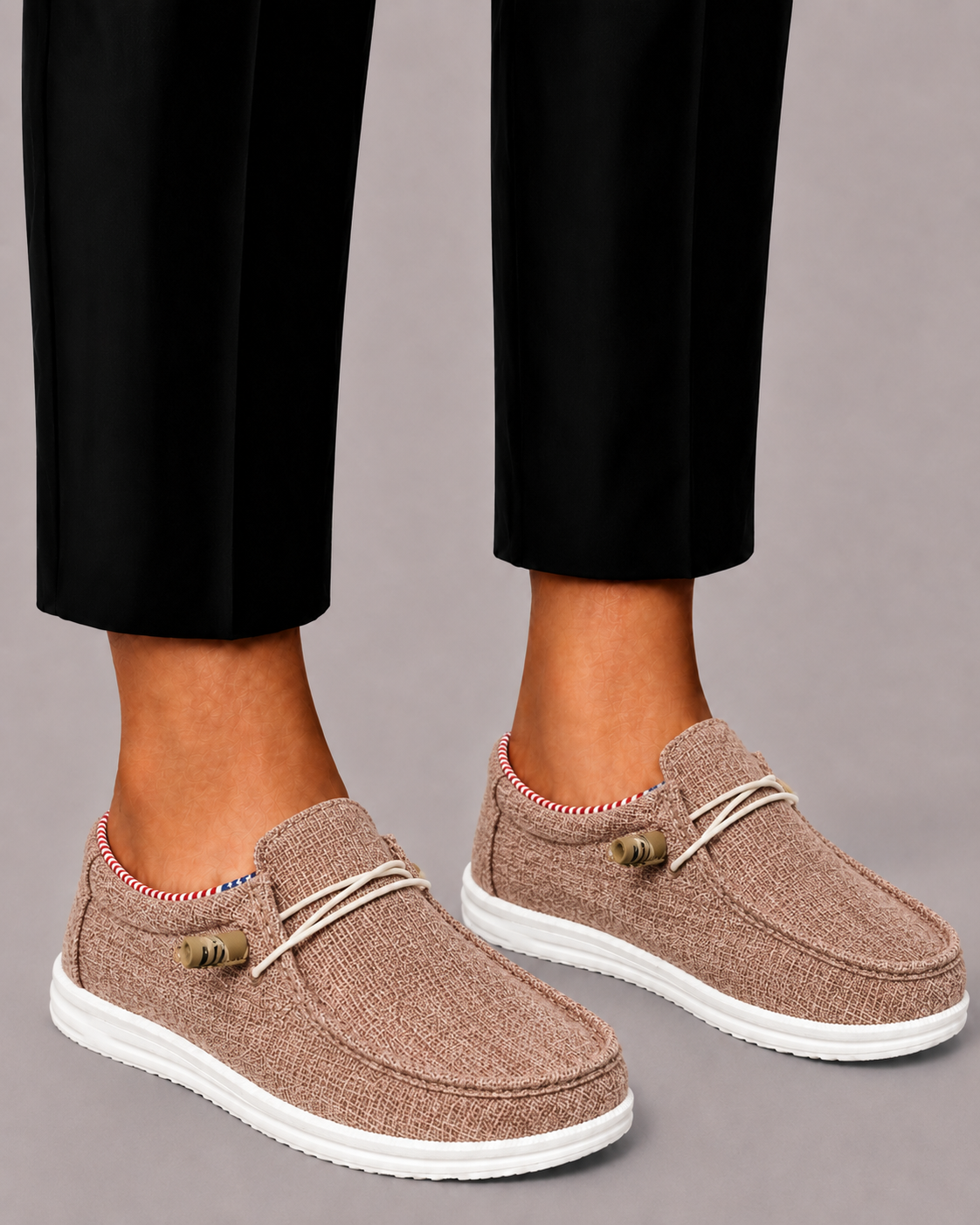 Męskie wsuwane buty płócienne na lekkiej podeszwie - Khaki