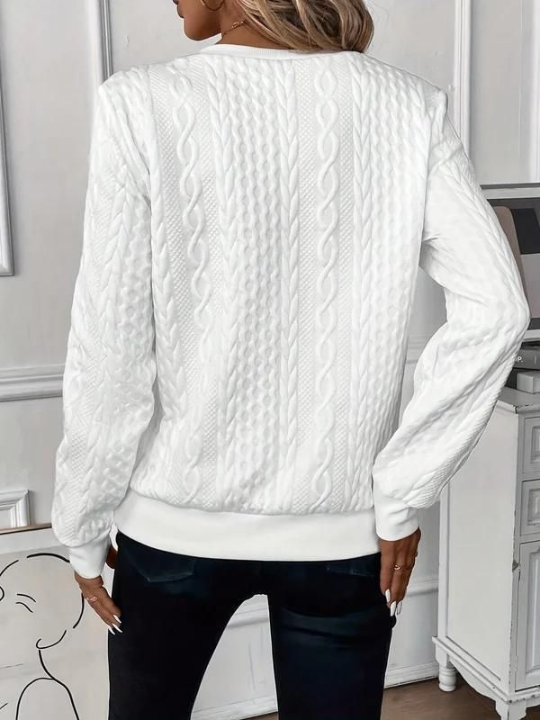 Elegancki sweter o nowoczesnym kroju zapinany na zamek
