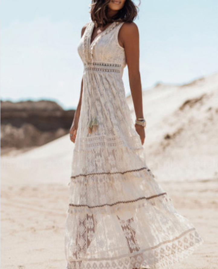 Zwiewna sukienka maxi w eleganckim stylu boho