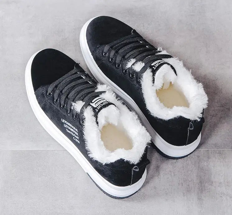 Zimowe sneakersy z fleece’owym ociepleniem i grubą podeszwą
