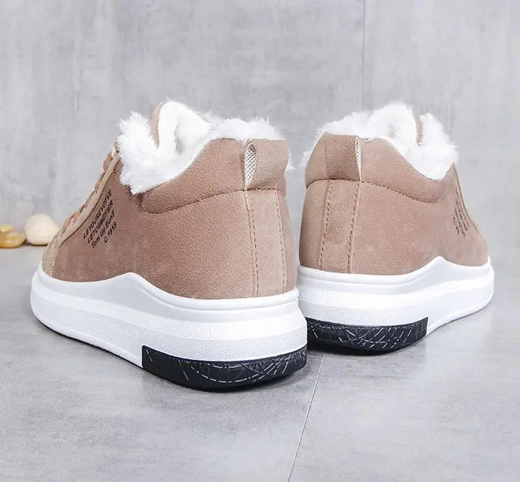 Zimowe sneakersy z fleece’owym ociepleniem i grubą podeszwą
