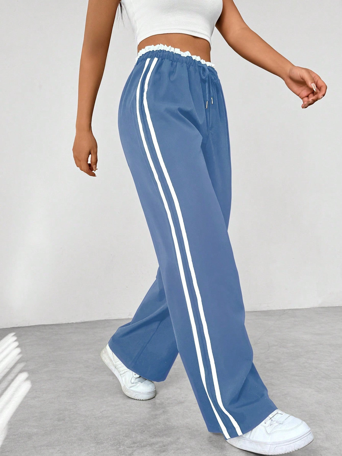 Spodnie wide-leg z paskami po bokach - Jasnoniebieski