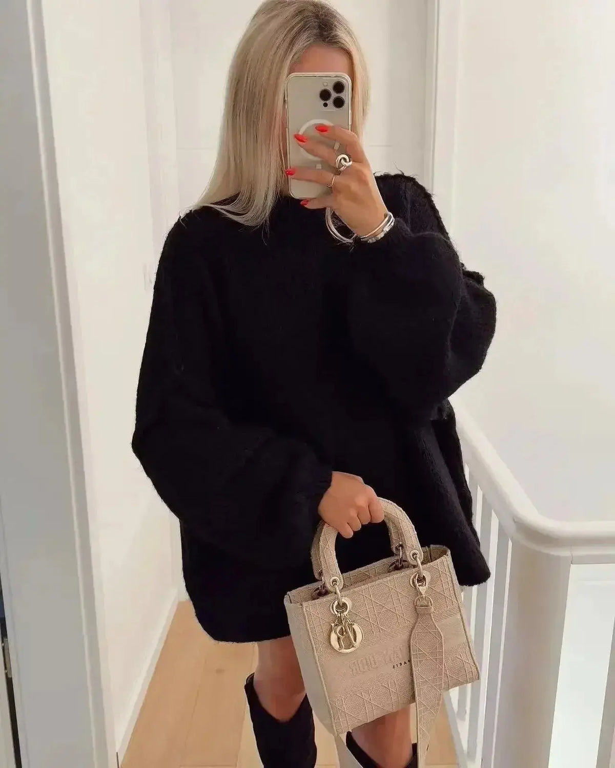 Damski sweter oversize z miękkiej dzianiny na jesień i zimę - Czarny