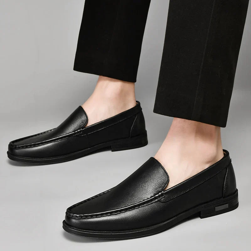 Męskie wsuwane loafersy ortopedyczne z komfortową wkładką