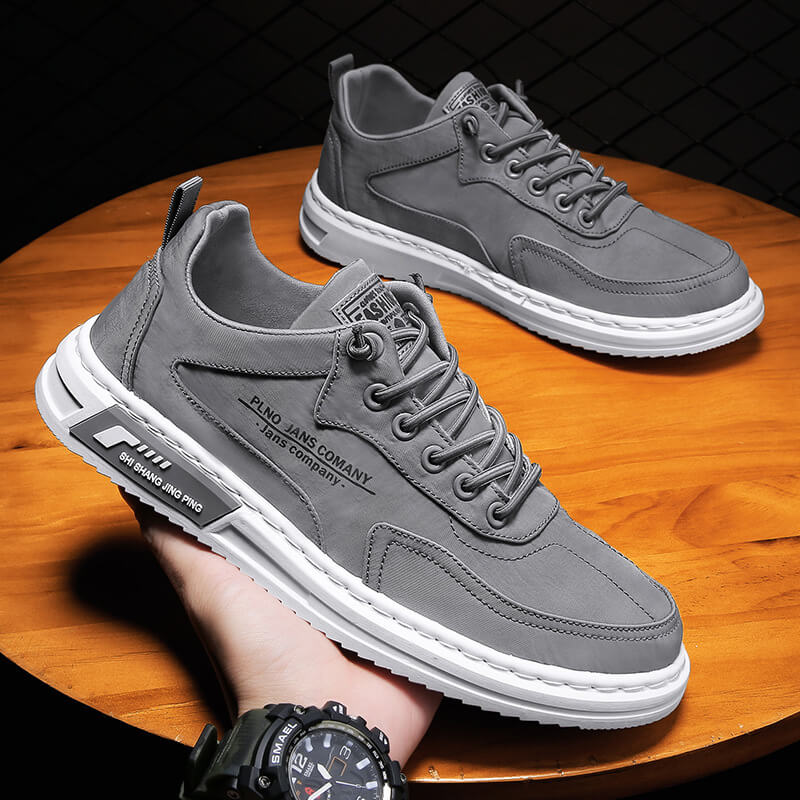 Miejskie sneakersy z elastyczną podeszwą i minimalistyczną cholewką - Szary